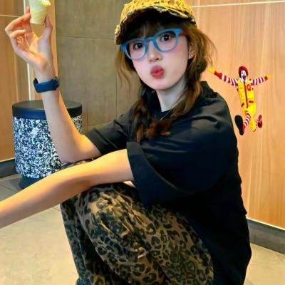 她的爱无坚不摧